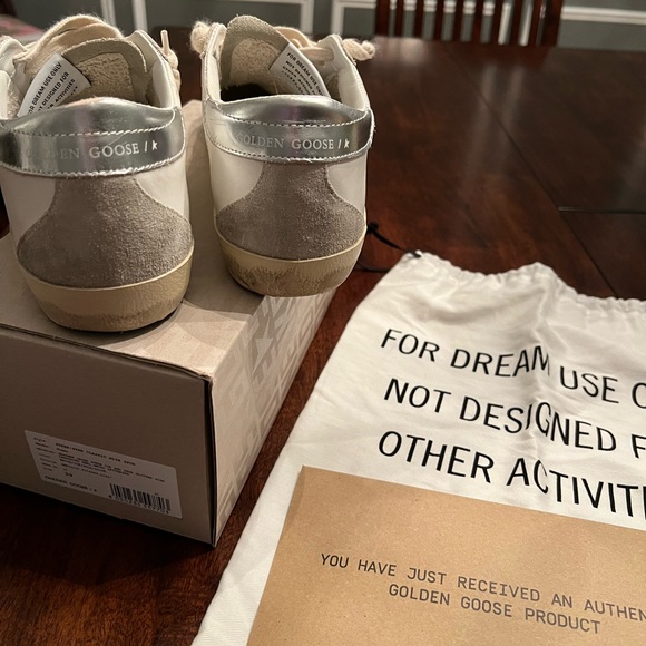 Golden Goose Super Stars- Size 39. Used, like new - Picture 4 of 4